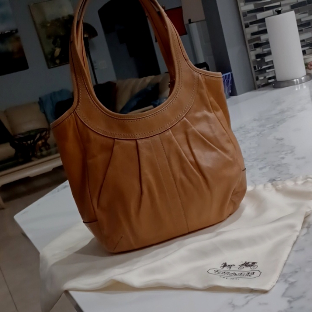 13IN COACH 2008 PLEATED ERGO 12240 TATTERSAL SHOULDER BAG - Picture 4 of 17